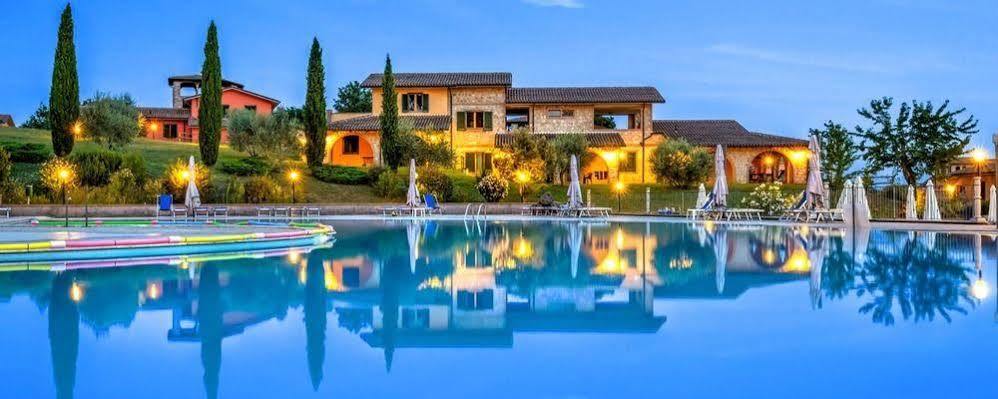 Pian Dei Mucini Resort Il Borgo Massa Marittima Kültér fotó